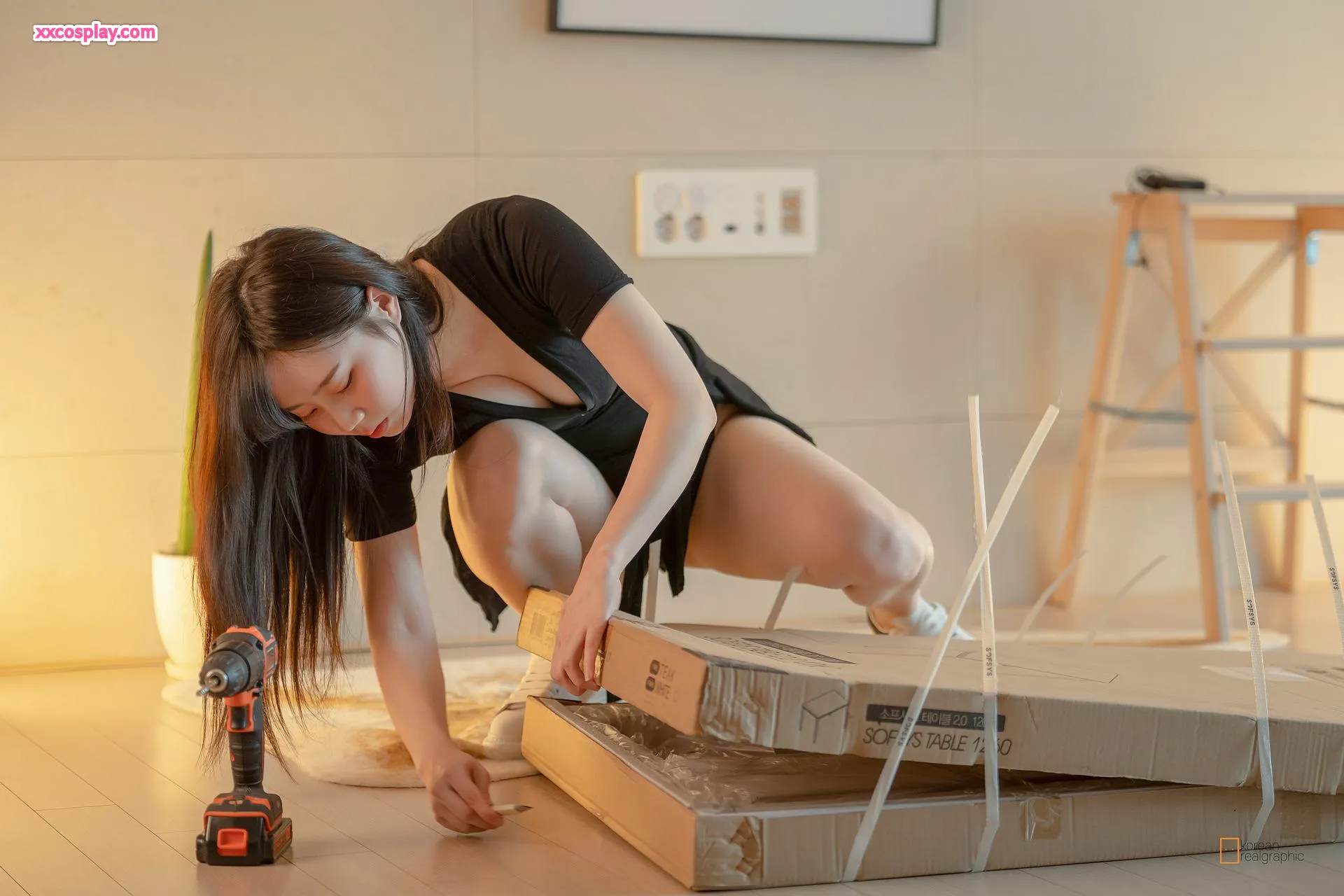 MyuA NO.08 - ชุดเดรสย่อส่วนสีดำสุดยั่วยวนกราเวียร์